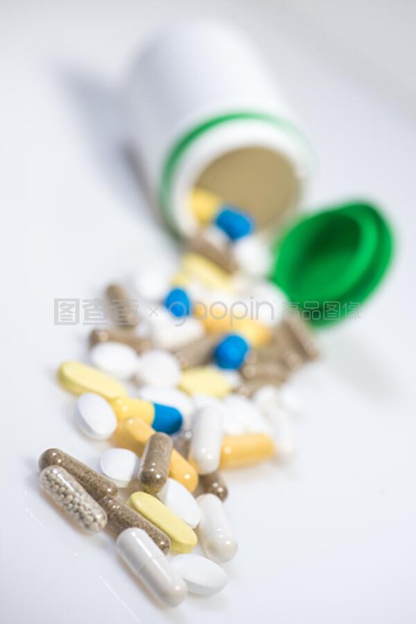 醫(yī)藥與保健 從藥品到食品補充劑與順勢療法的綜合視角